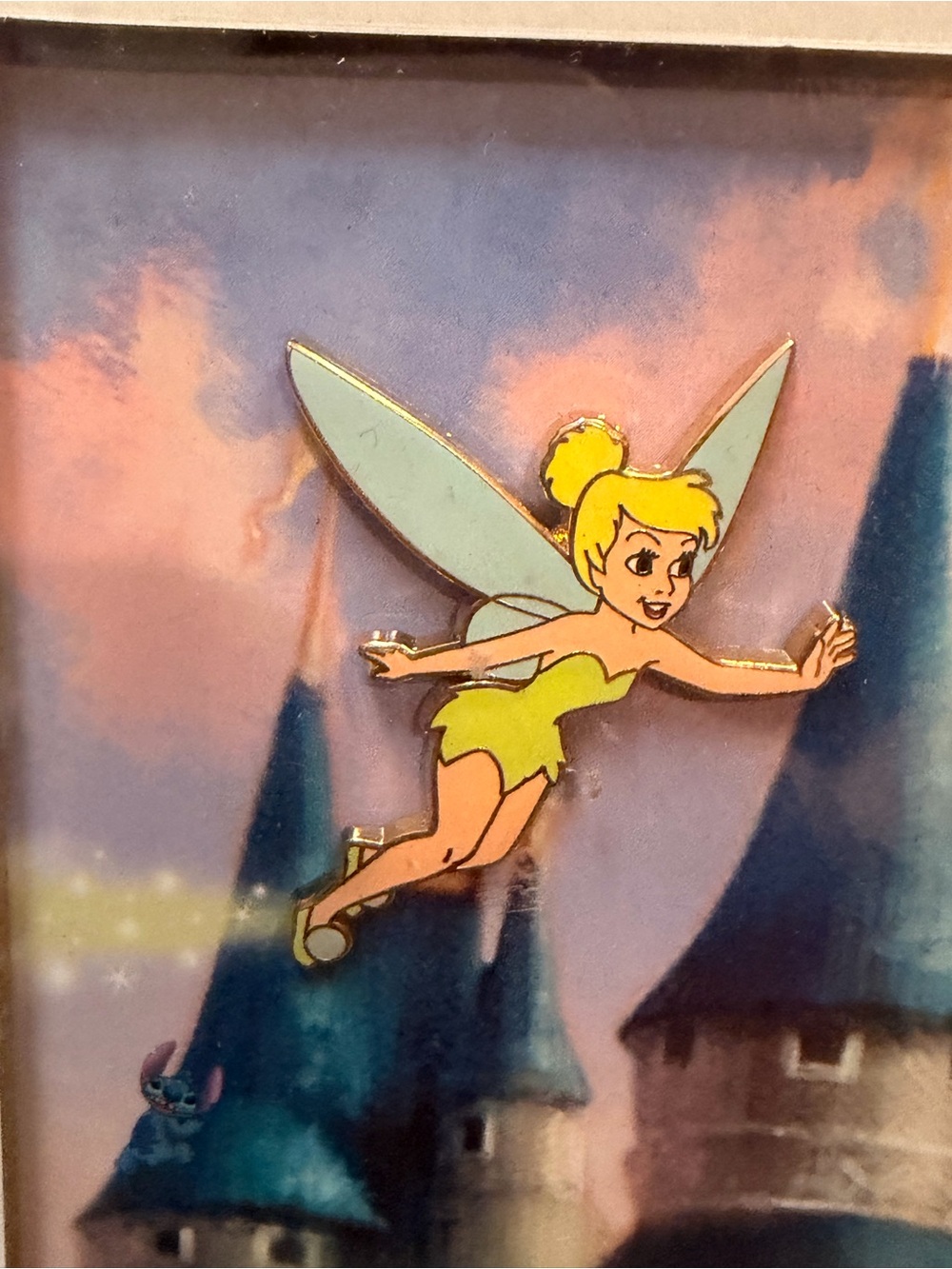 Disney Cinderella Castle 3D Character Pin Framed Wall Art 2006 - Picture 3 of 9
